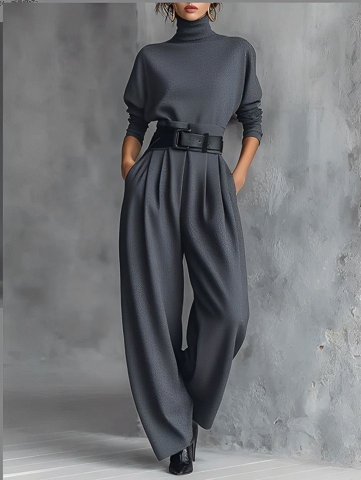 Maria – set with turtleneck and straight-leg pants