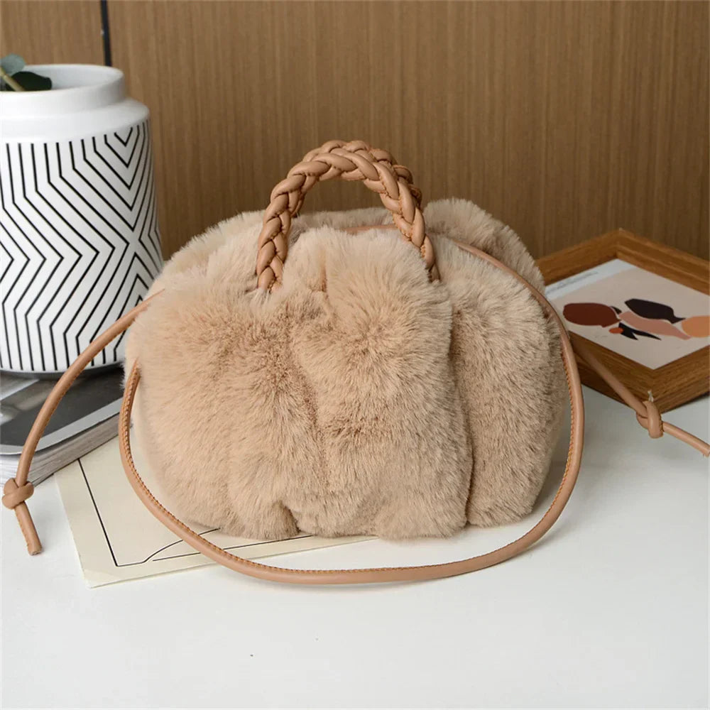 Marilyn | Plush Pumpkin Shoulder Tote
