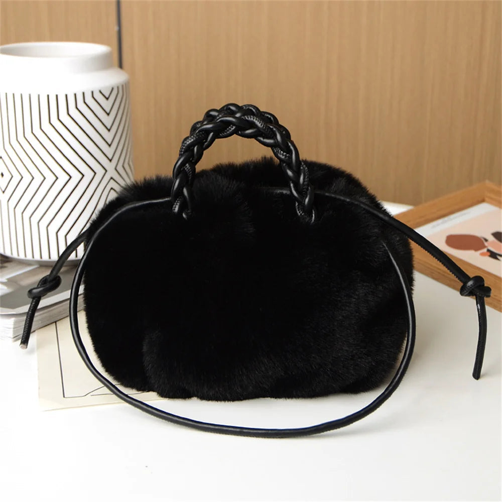 Marilyn | Plush Pumpkin Shoulder Tote
