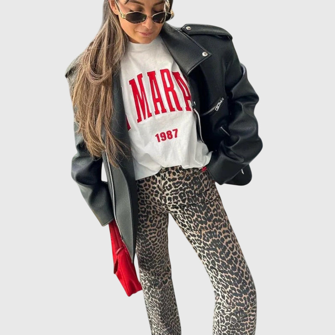 Chandra - Vintage Jeans with Leopard Print