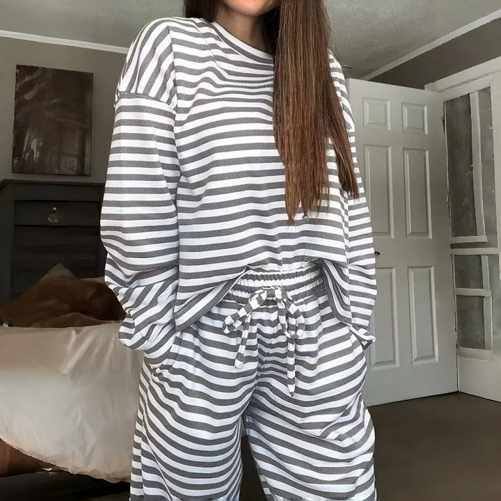 Two-Piece Striped Long Sleeve Set for Women for Leisure at Home